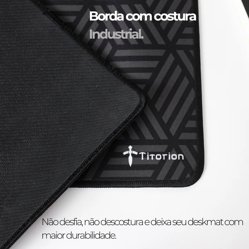 Mouse Pad Gamer Titorion Preto de 90x40 cm com Hexágonos para Deslize SPEED