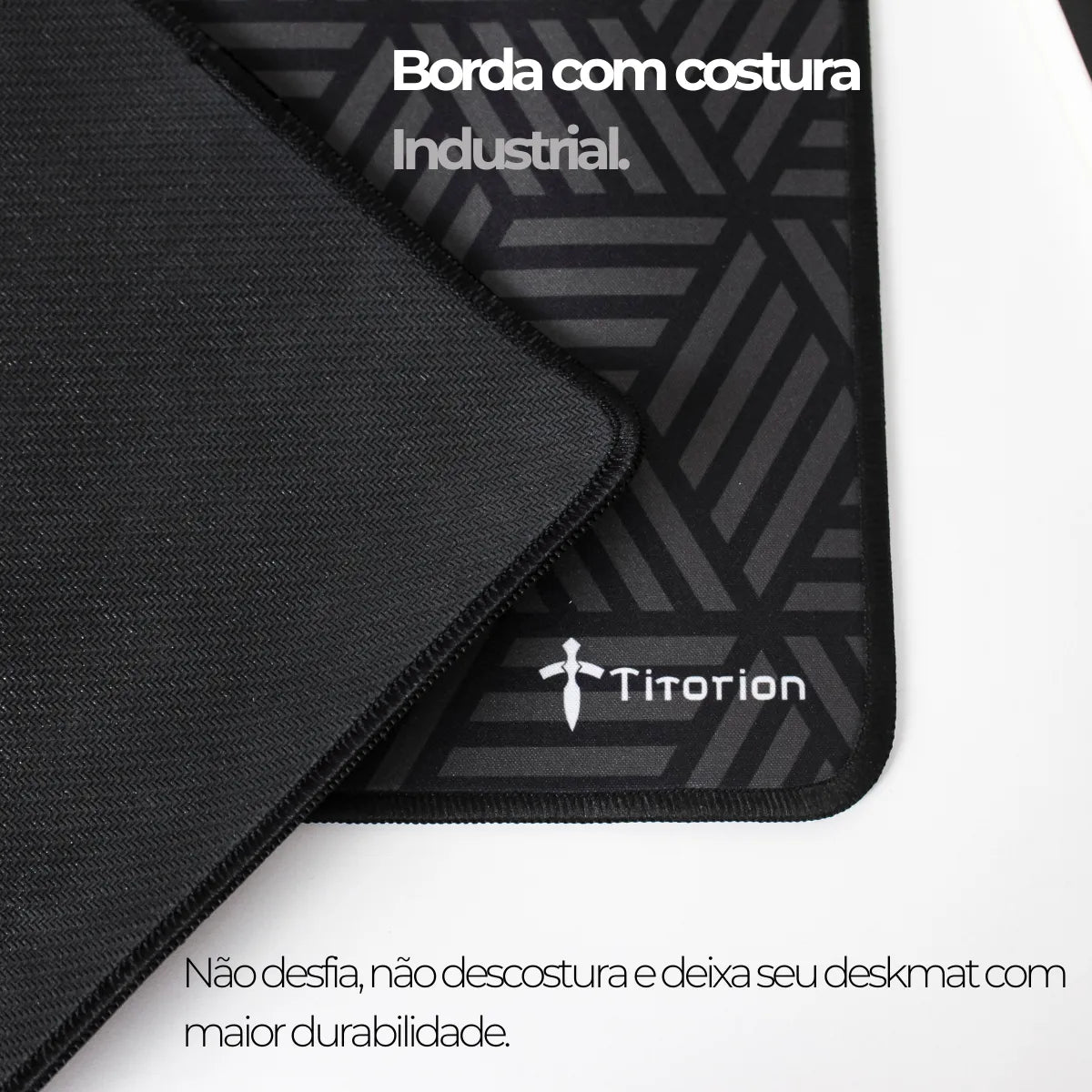Mouse Pad Gamer Titorion Preto de 90x40 cm com Hexágonos para Deslize SPEED